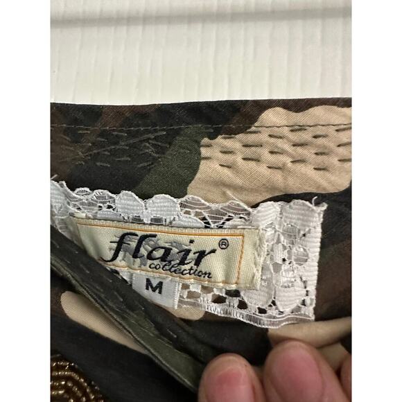 Flair Collection Women's Green Camouflage tiered Maxi Skirt Size Medium Y2K - Picture 5 of 10